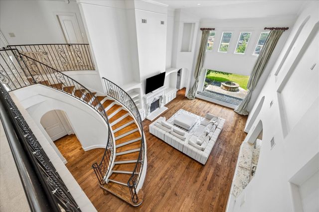 4802 Saxon Street, Bellaire, TX 77401