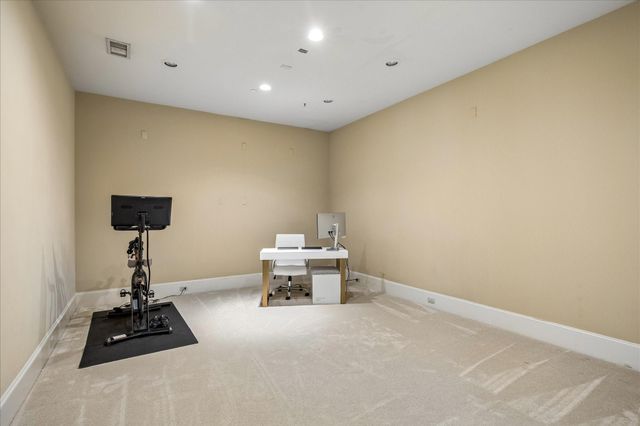 4802 Saxon Street, Bellaire, TX 77401