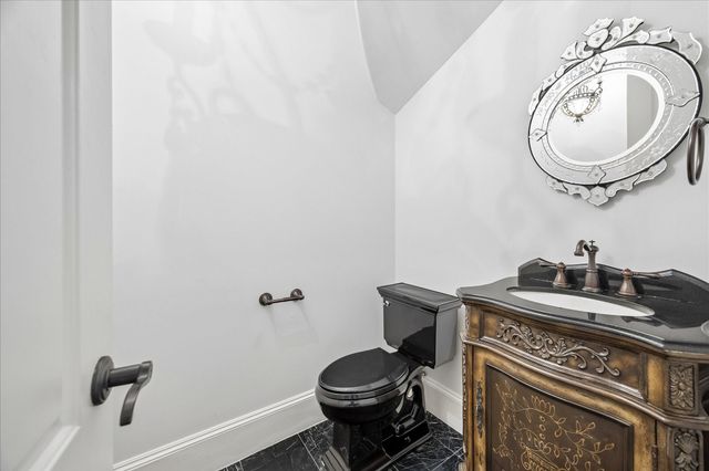 4802 Saxon Street, Bellaire, TX 77401
