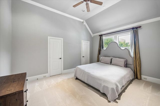 4802 Saxon Street, Bellaire, TX 77401