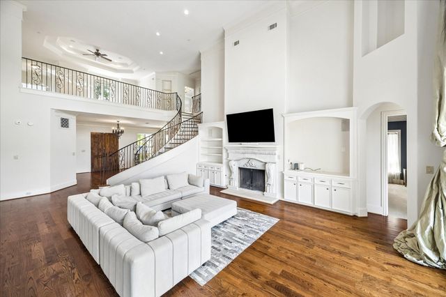 4802 Saxon Street, Bellaire, TX 77401