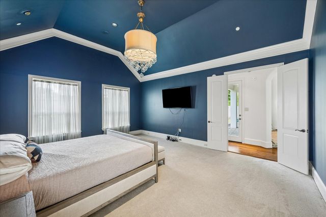 4802 Saxon Street, Bellaire, TX 77401