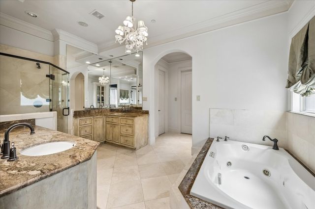 4802 Saxon Street, Bellaire, TX 77401