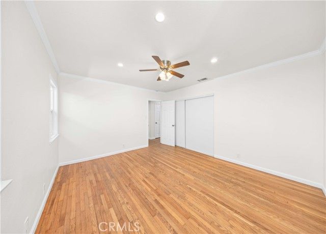 2074 N Summit Avenue, Pasadena, CA 91103