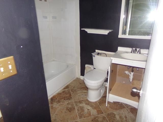 505 Forest Road, Huntington, WV 25705