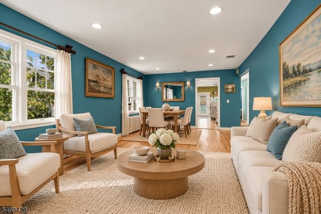 17 Ballantine St, Roxbury Twp., NJ 07847