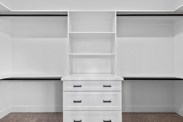 4401 Greenly Street, Jamestown Twp, MI 49426