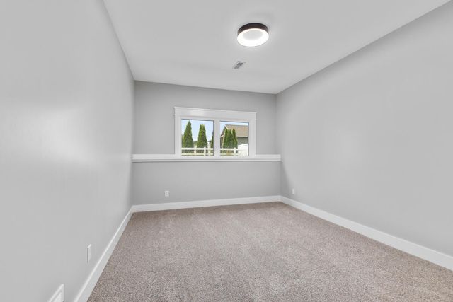 4401 Greenly Street, Jamestown Twp, MI 49426