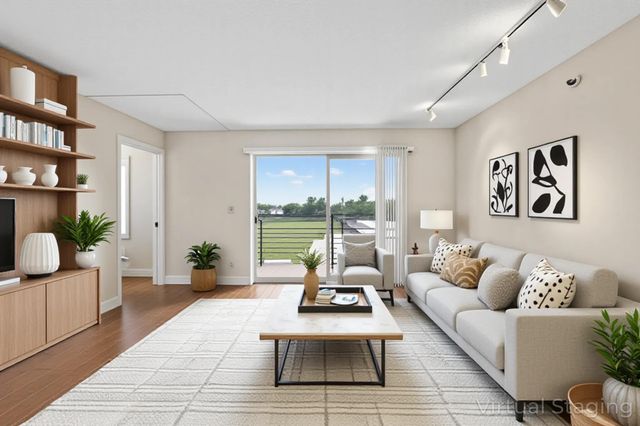 5340 NW 2nd Avenue 421, Boca Raton, FL 33487