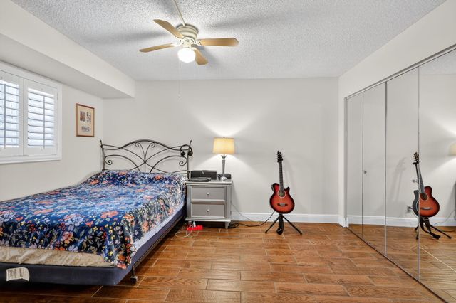 5340 NW 2nd Avenue 421, Boca Raton, FL 33487