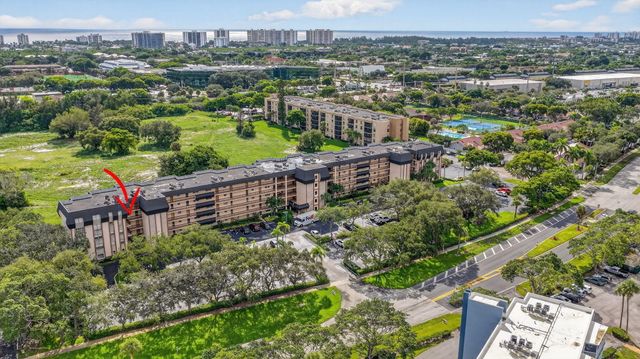 5340 NW 2nd Avenue 421, Boca Raton, FL 33487