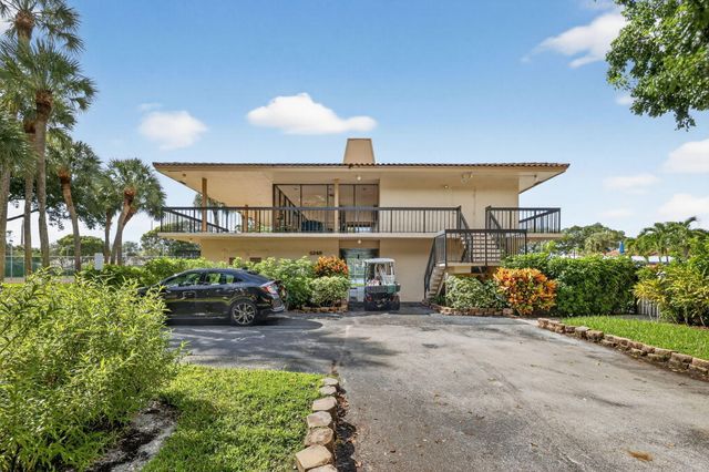 5340 NW 2nd Avenue 421, Boca Raton, FL 33487