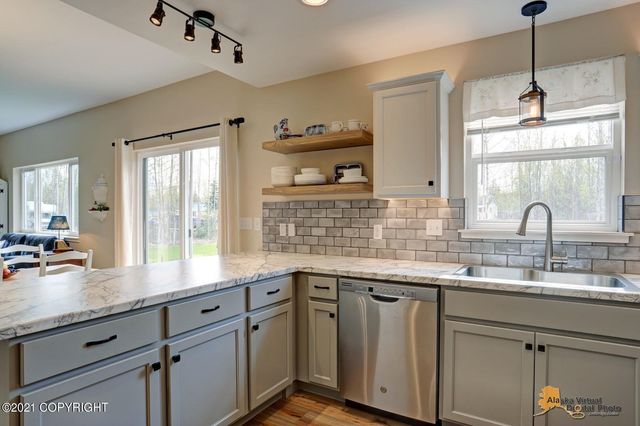 3066 S Lions Circle, Big Lake, AK 99652