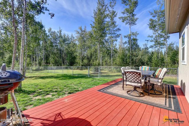 3066 S Lions Circle, Big Lake, AK 99652