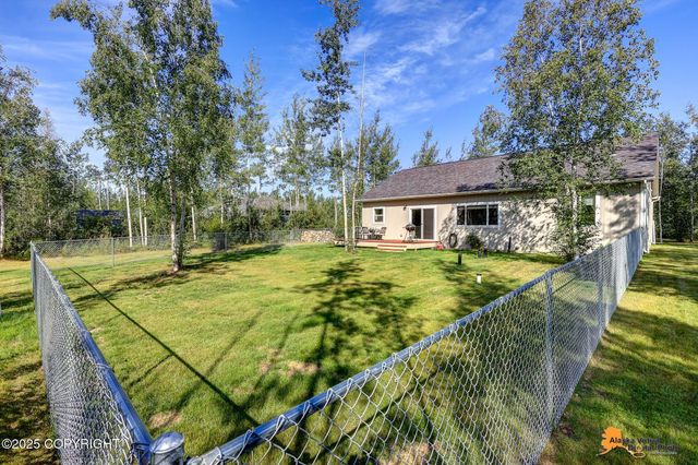 3066 S Lions Circle, Big Lake, AK 99652