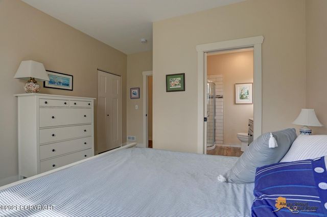 3066 S Lions Circle, Big Lake, AK 99652