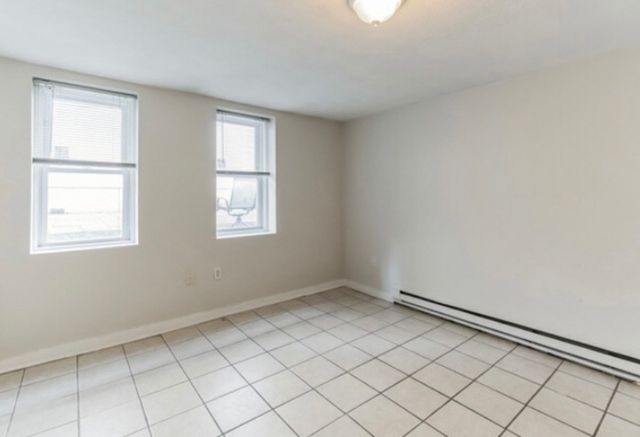 204 H St 1, Boston, MA 02127