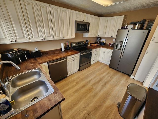 3301 1st Avenue N, Great Falls, MT 59401