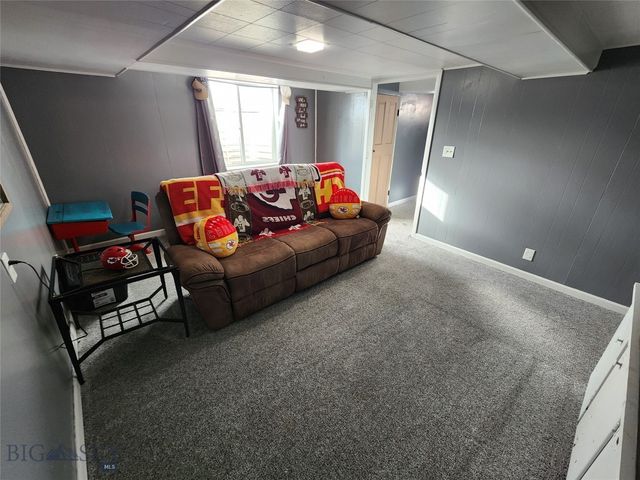 3301 1st Avenue N, Great Falls, MT 59401