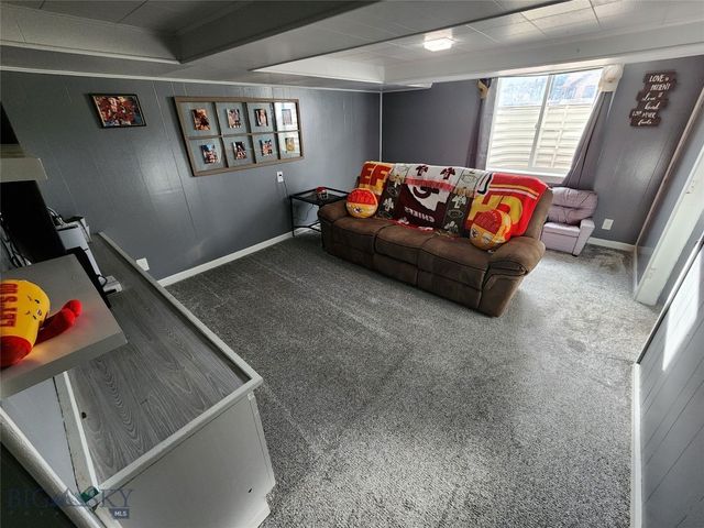 3301 1st Avenue N, Great Falls, MT 59401