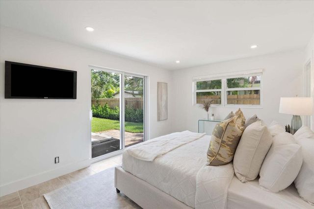 100 NW 18th Street, Delray Beach, FL 33444