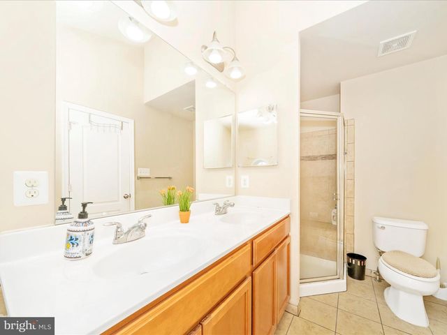 22619 SWEETSPIRE DR, Clarksburg, MD 20871