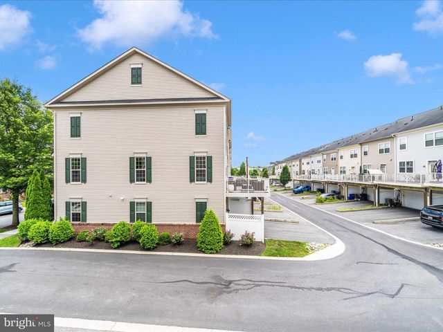 22619 SWEETSPIRE DR, Clarksburg, MD 20871