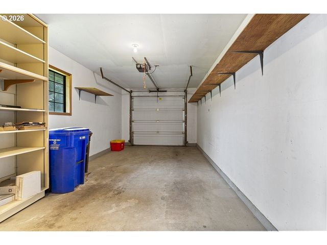 512 Sw EASTMAN Pkwy, Gresham, OR 97080