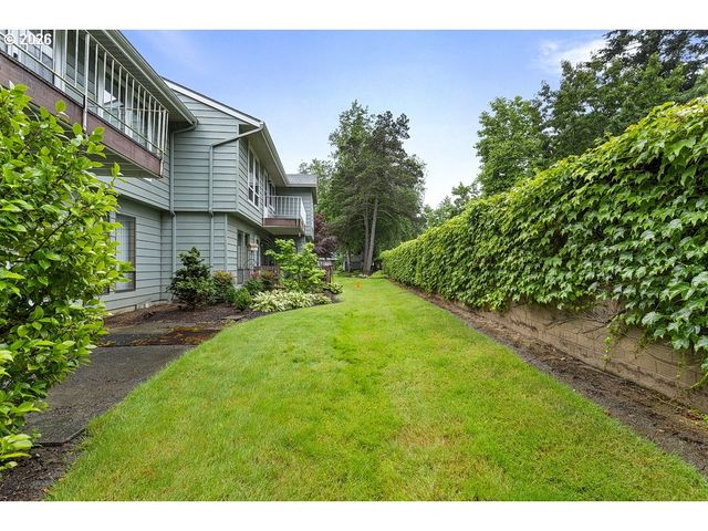 512 Sw EASTMAN Pkwy, Gresham, OR 97080