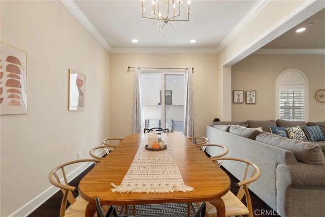 586 S 2nd Avenue B, Arcadia, CA 91006