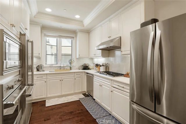 586 S 2nd Avenue B, Arcadia, CA 91006