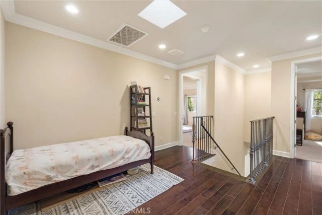 586 S 2nd Avenue B, Arcadia, CA 91006