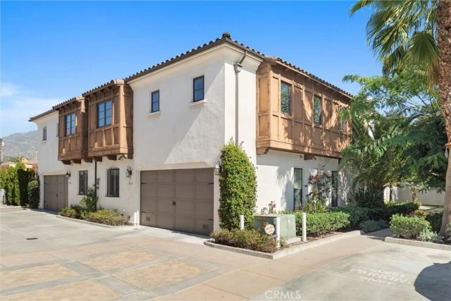586 S 2nd Avenue B, Arcadia, CA 91006