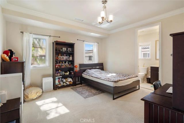 586 S 2nd Avenue B, Arcadia, CA 91006