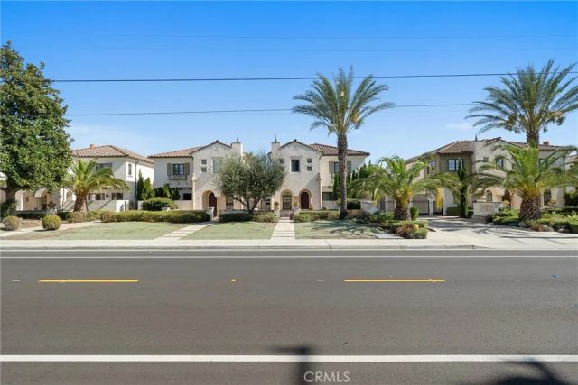 586 S 2nd Avenue B, Arcadia, CA 91006