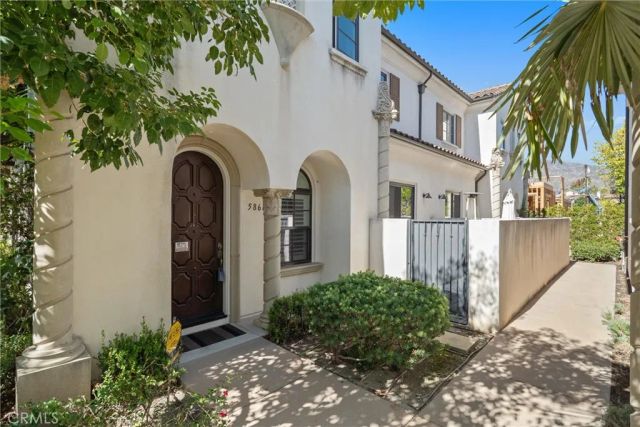 586 S 2nd Avenue B, Arcadia, CA 91006