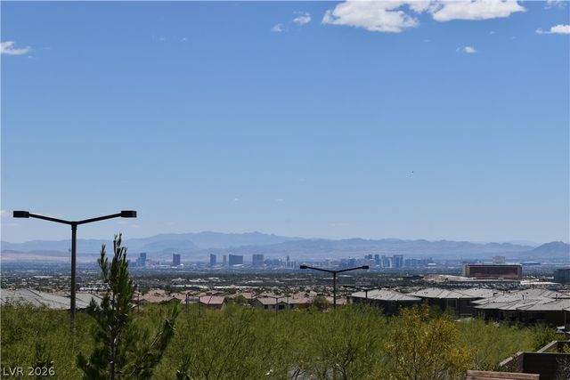 12528 Oregon Cherry Avenue, Las Vegas, NV 89138