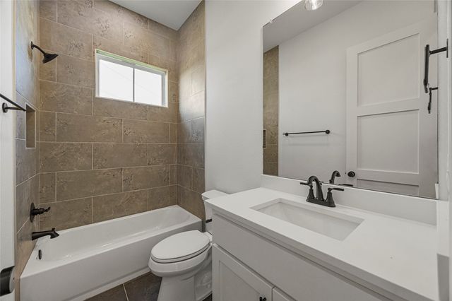 4820 Sasha Way, Caddo Mills, TX 75135