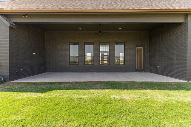 4820 Sasha Way, Caddo Mills, TX 75135