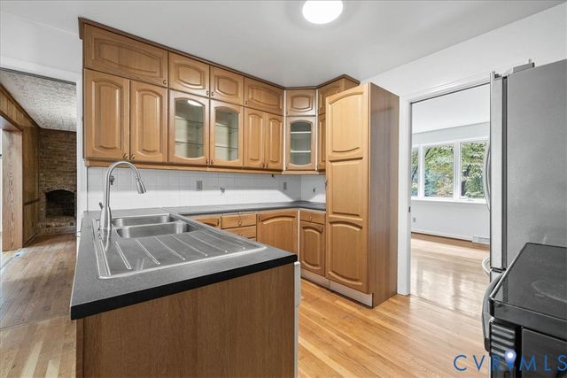 1304 Wellington Rd, Colonial Heights, VA 23834