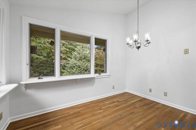 1304 Wellington Rd, Colonial Heights, VA 23834