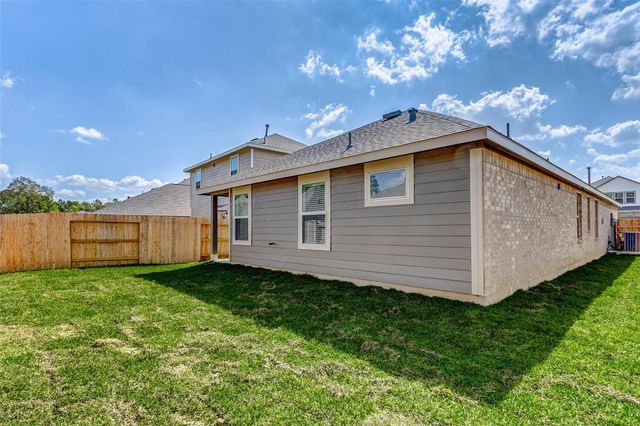 1942 Foxtail Creek Court, Crosby, TX 77532