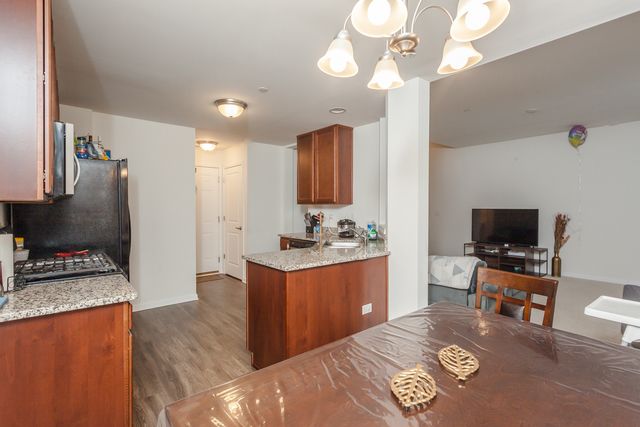 1437 CRIMSON Lane, Yorkville, IL 60560