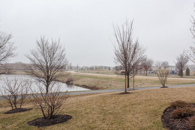 1437 CRIMSON Lane, Yorkville, IL 60560