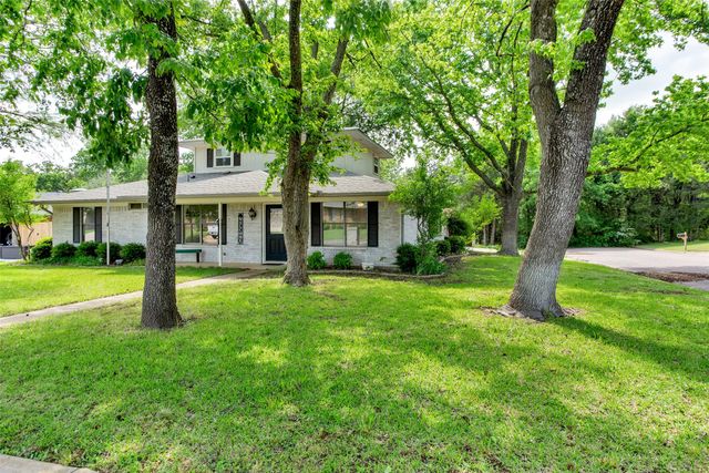 2601 Arapaho Circle, Denison, TX 75020