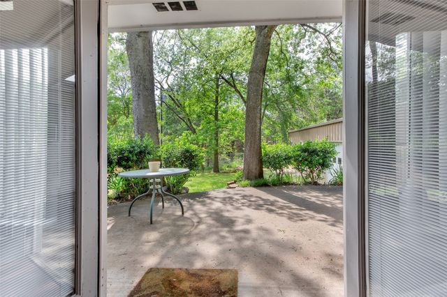 2601 Arapaho Circle, Denison, TX 75020