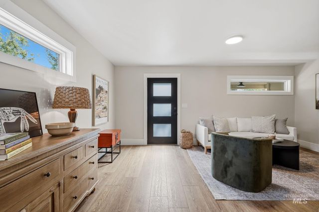 2301 N 19th, Boise, ID 83702