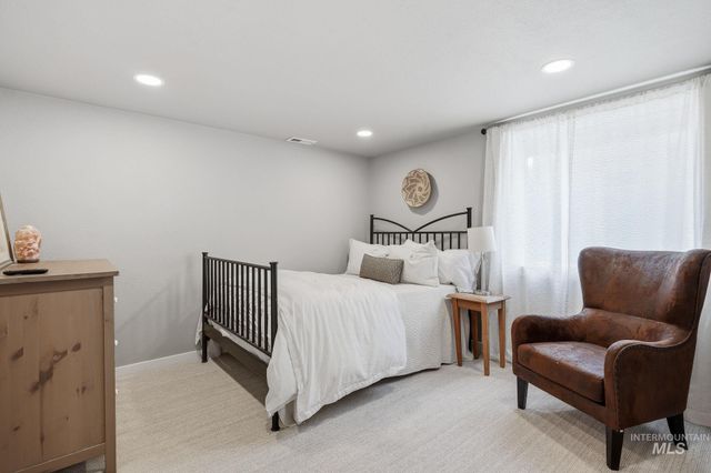 2301 N 19th, Boise, ID 83702