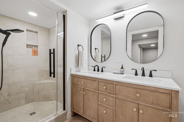 2301 N 19th, Boise, ID 83702