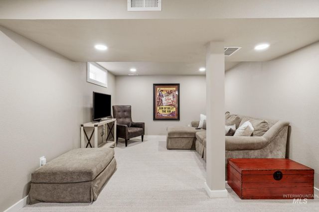 2301 N 19th, Boise, ID 83702